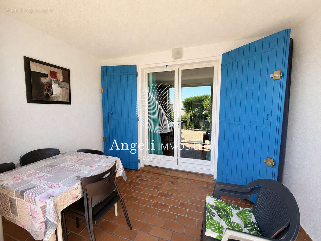 Appartement à FREJUS