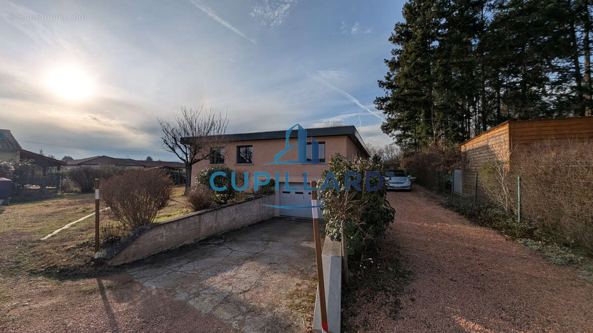 Maison à VILLEREST