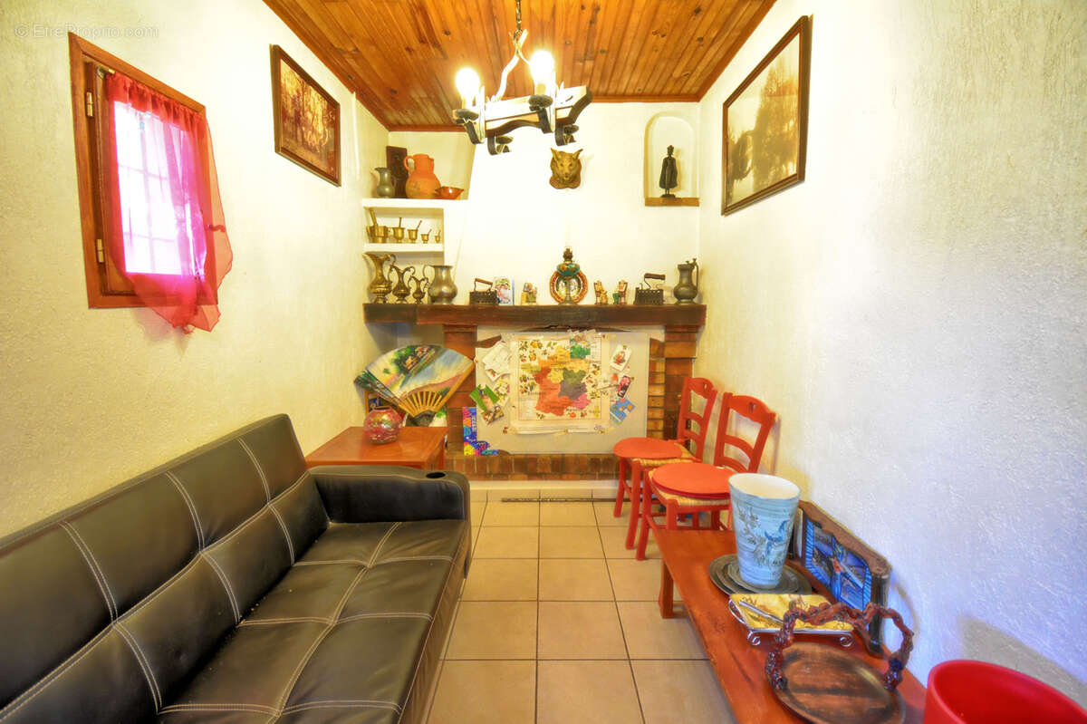 Maison à MOUANS-SARTOUX