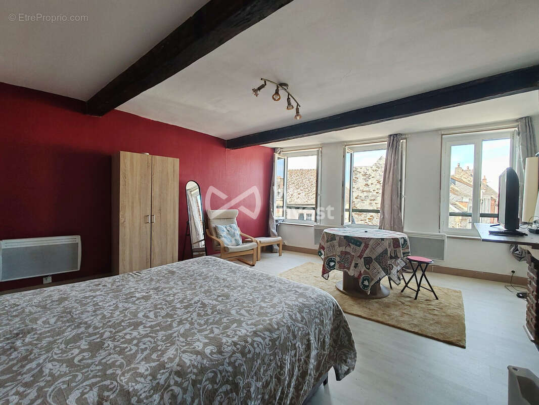 Appartement à VERVINS