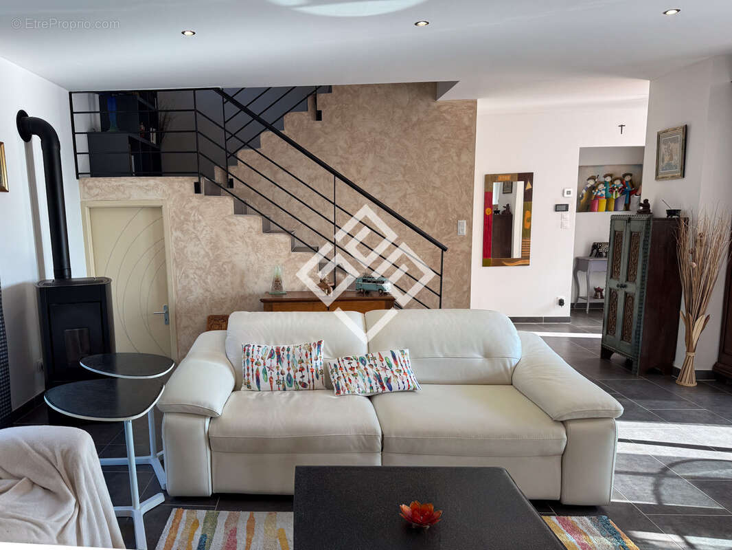Villa contemporaine avec vue panoramique et piscine - photo 5
