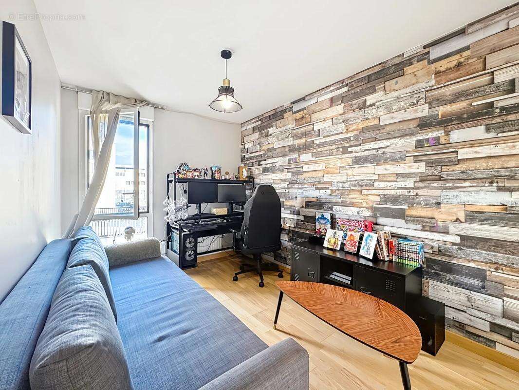 Appartement à L'ISLE-D'ABEAU