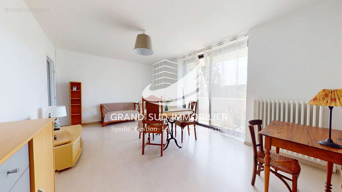 Appartement à RAMONVILLE-SAINT-AGNE