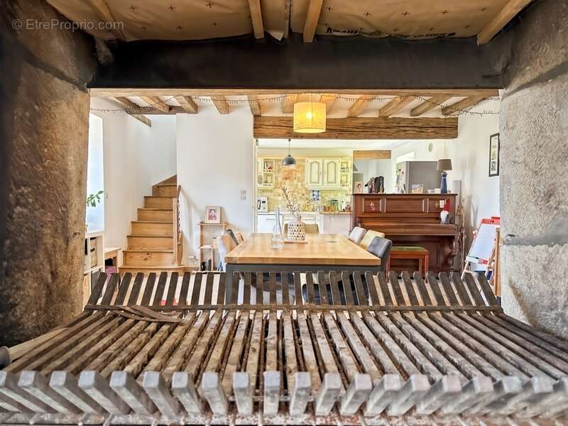 Maison à SAINT-JEAN-D'ASSE