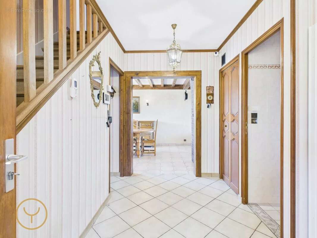 Maison à ROMILLY-SUR-SEINE