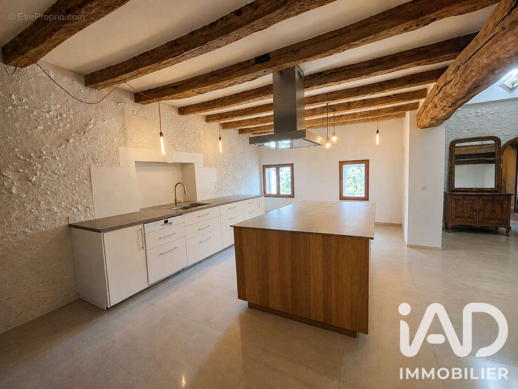 Maison 190 m² à Blere  - photo 4