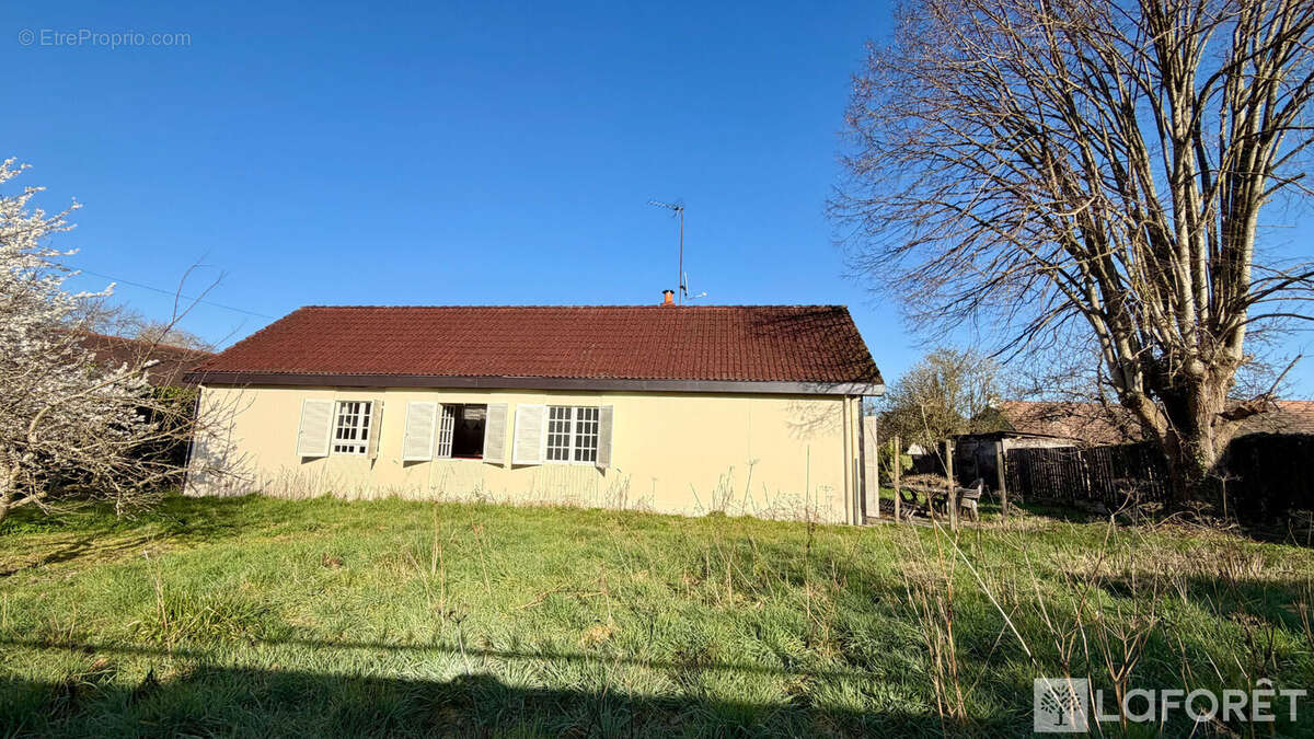 Maison à THOMERY