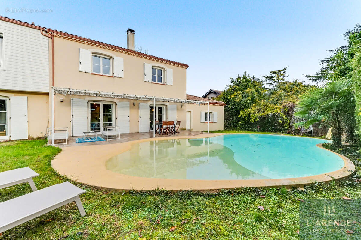 Maison à CASTANET-TOLOSAN