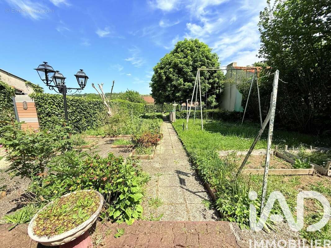 Photo 2 - Maison à AVAILLES-LIMOUZINE