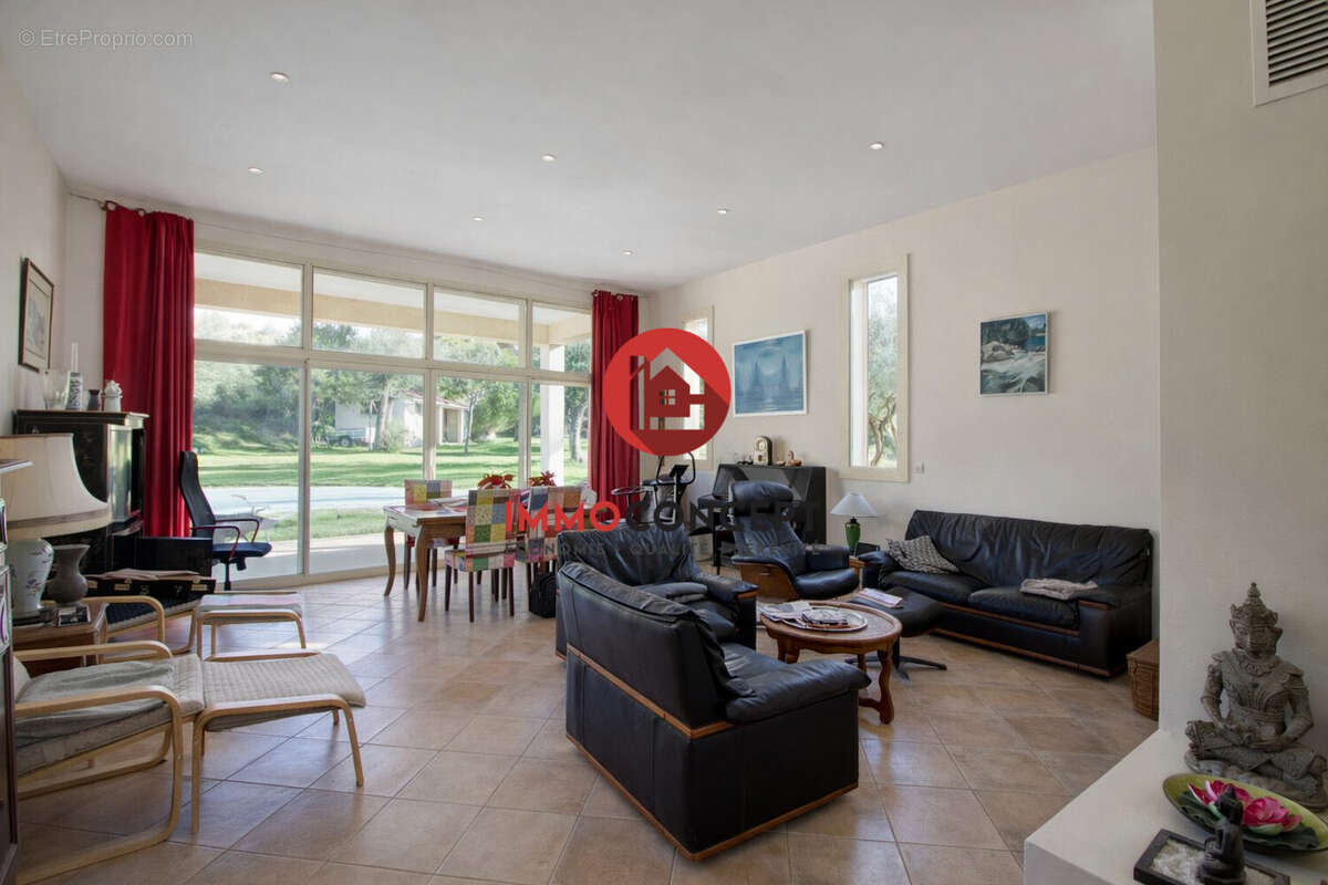 Séjour avec vue sur la nature - Maison à SAUVETERRE