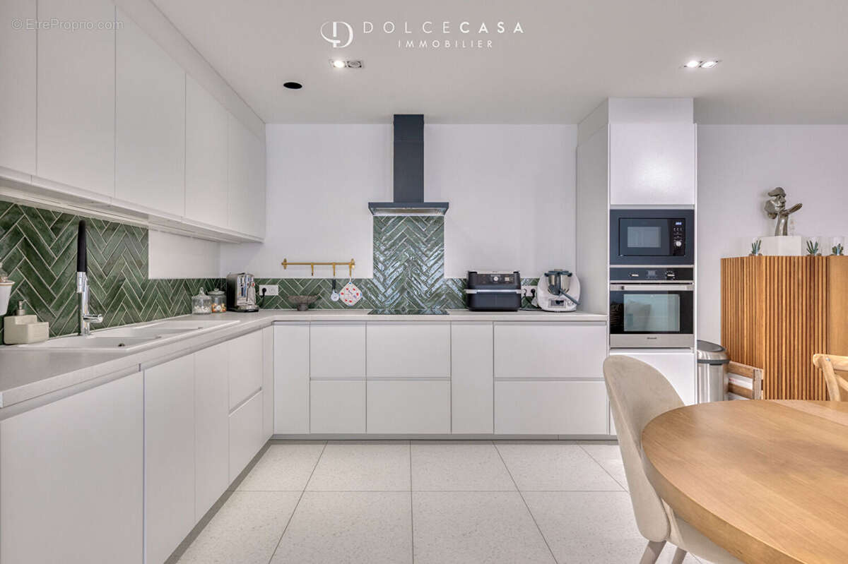 Maison à LE PERREUX-SUR-MARNE