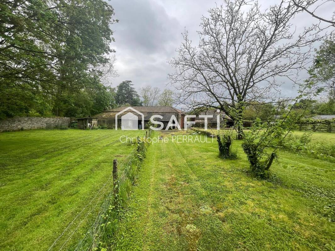 Photo 1 - Maison à SAINT-LAURENT-SUR-SEVRE