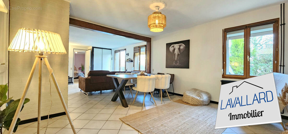 Maison à VILLERS-BOCAGE