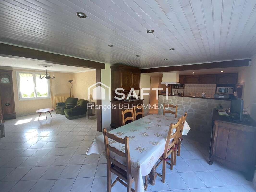 Photo 4 - Maison à MOUILLERON-LE-CAPTIF