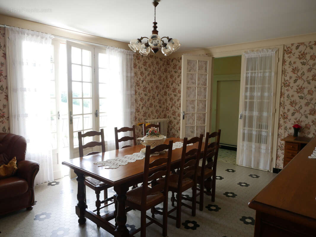 Propriété composée de plusieurs maisons - photo 5