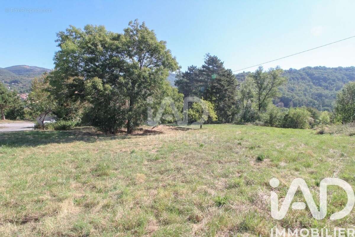Terrain 2550 m² à Saint-Affrique  - photo 4