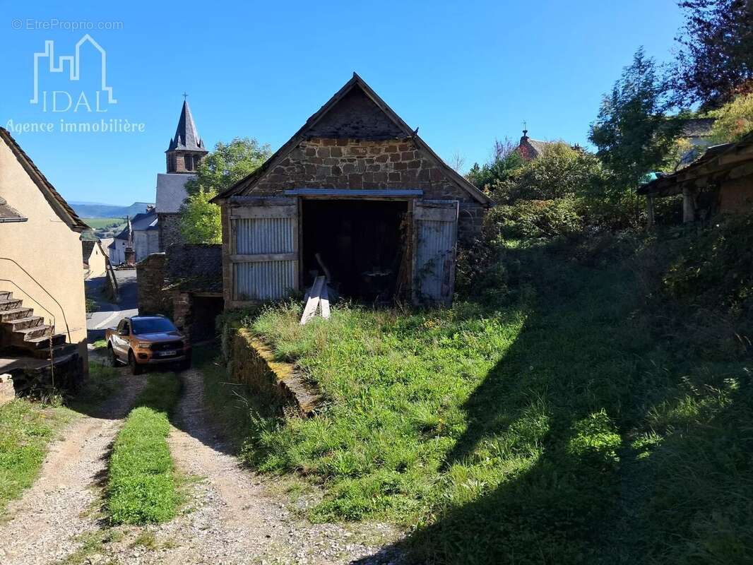 Maison à SAINT-PIERRE-DE-NOGARET