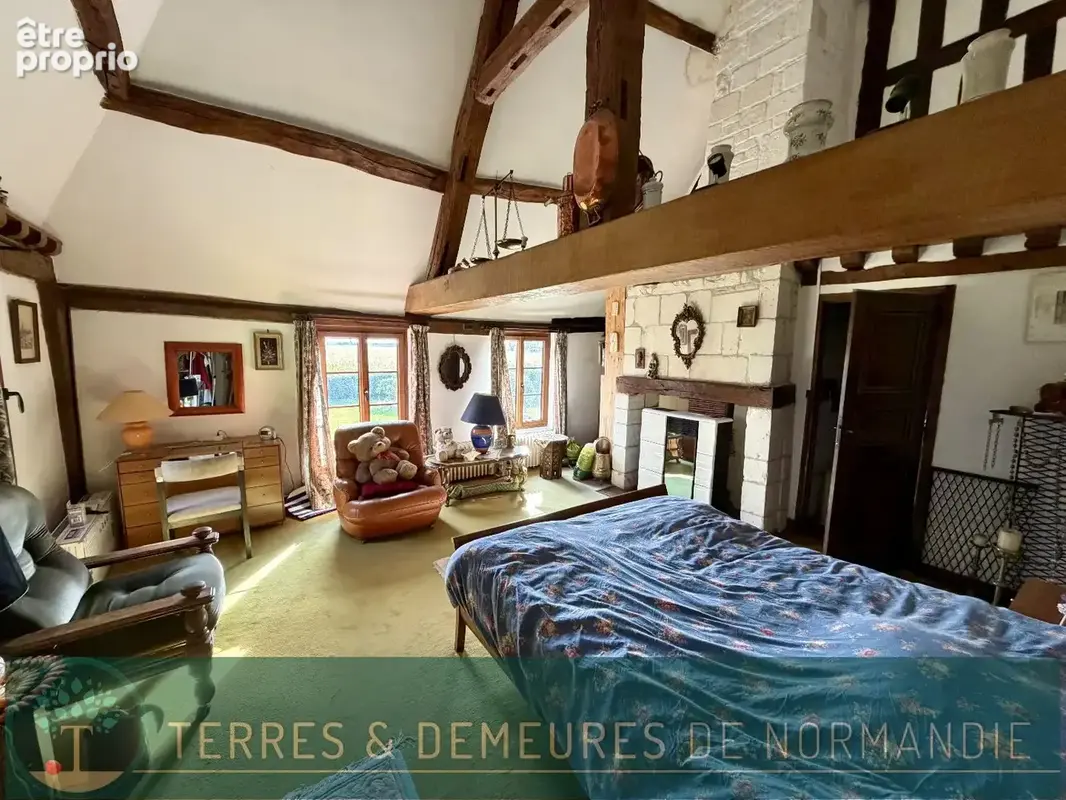 A vendre Charmant Prieuré avec Maison d'Amis édifié sur un terrain de plus de 3 900m² proche du BEC HELLOUIN (27800) - photo 6