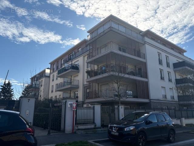 Appartement à ROSNY-SOUS-BOIS