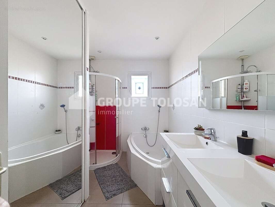 Maison à SAINT-ORENS-DE-GAMEVILLE