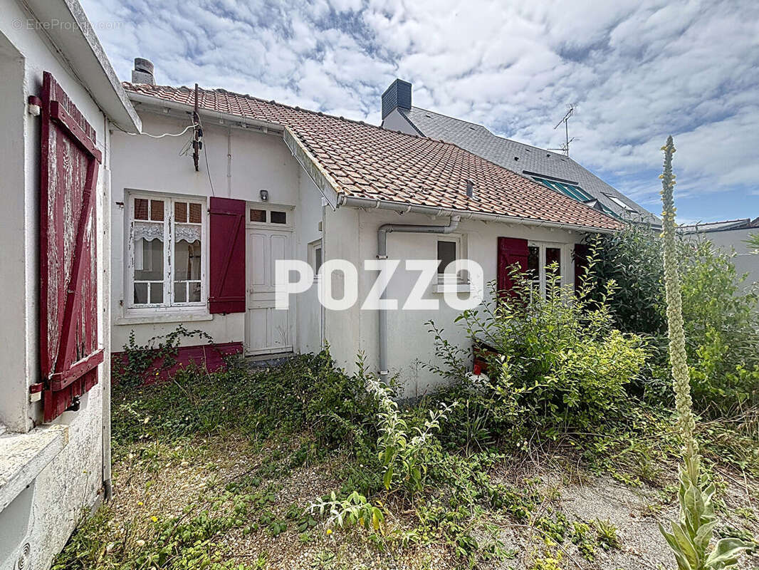 Maison à AGON-COUTAINVILLE