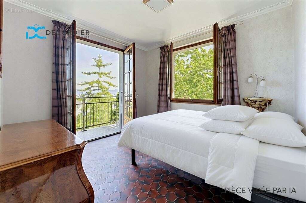 Maison à MAXILLY-SUR-LEMAN