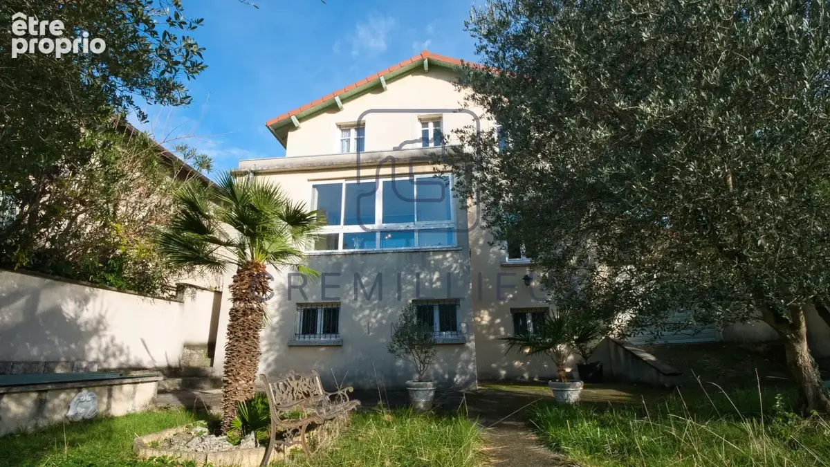 Photo Maison à Valence au prix de 370 000€