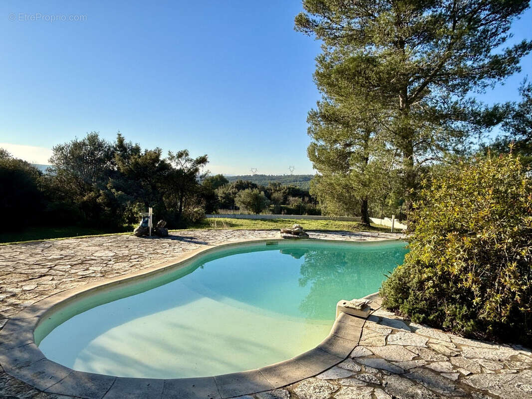 Maison à UZES