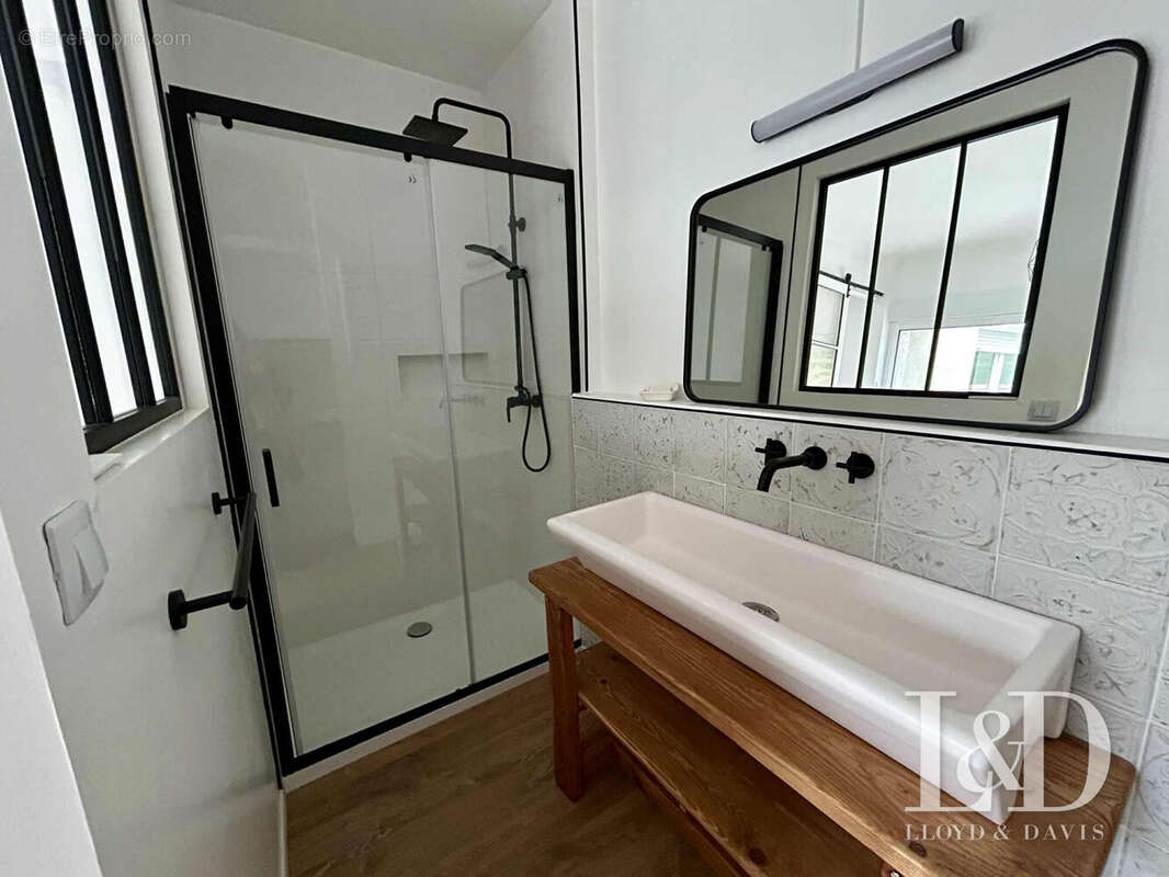 Maison à MORTAGNE-DU-NORD