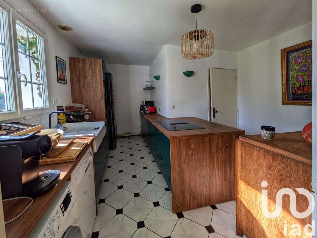 Photo 4 - Maison à CHEVRIERES