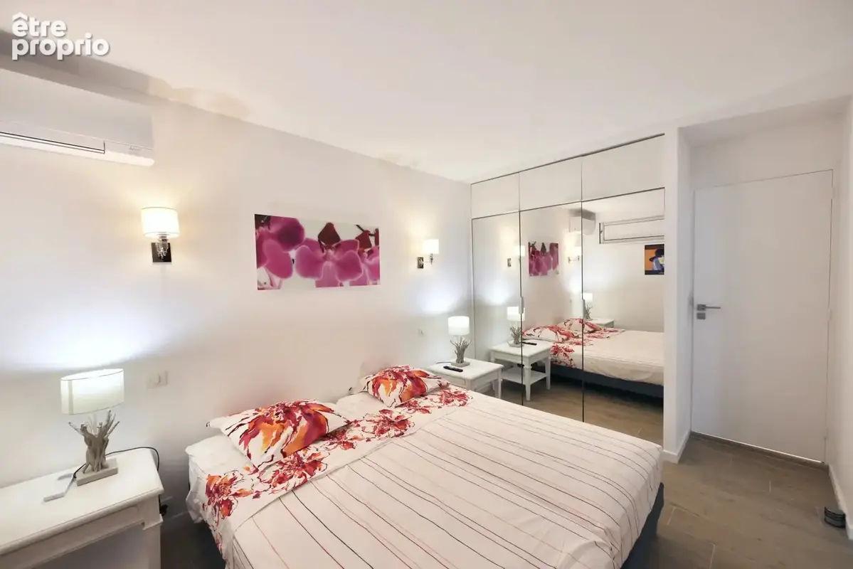 SAINT-TROPEZ : Appartement 4 pièces de 80 m² entièrement rénové, jardin de 100 m², piscine - photo 28