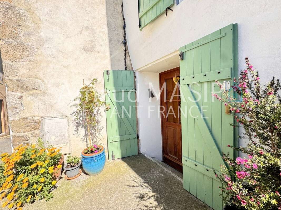 Maison à SOUGRAIGNE