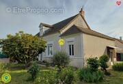 Maison à CHAROST