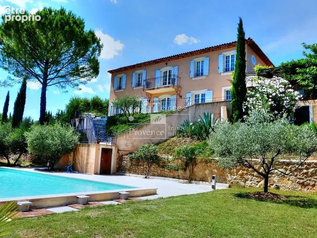 LORGUES – Élégante bastide provençale sur 4 000 m² avec piscine - photo 2