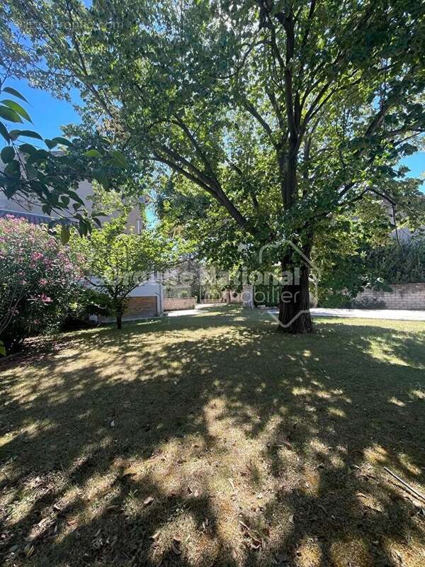 Maison à CHATEAURENARD