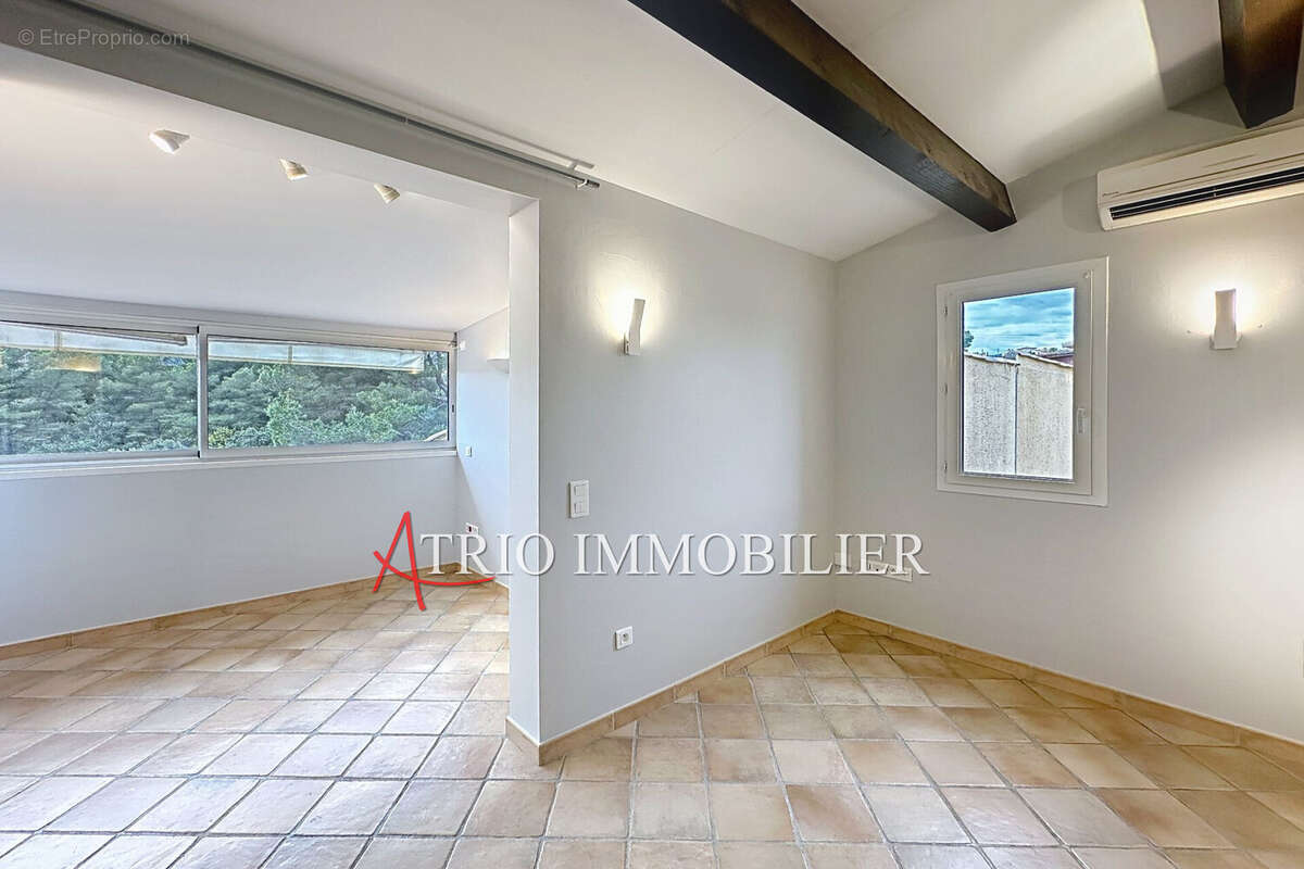 Appartement à CAGNES-SUR-MER