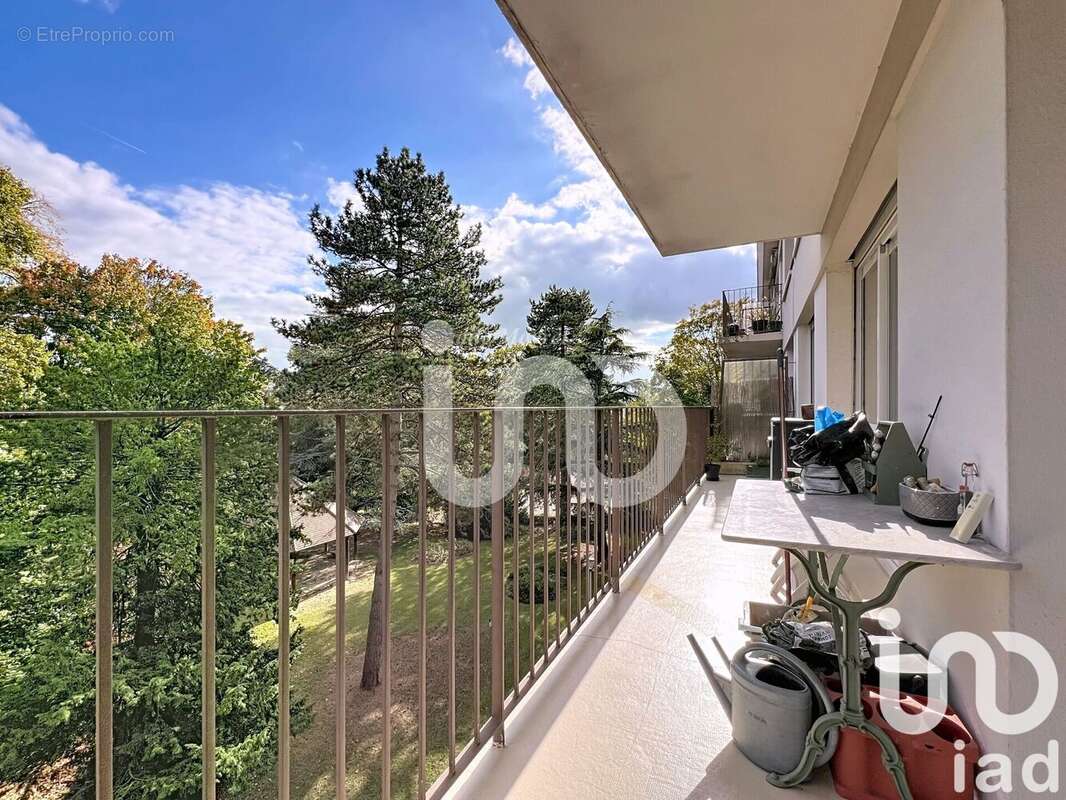 Photo 4 - Appartement à LE PLESSIS-BOUCHARD