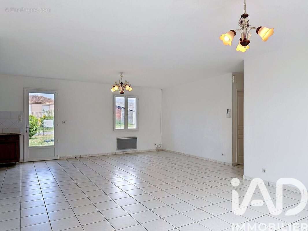 Maison 90 m² à Sainte-Lheurine  - photo 4