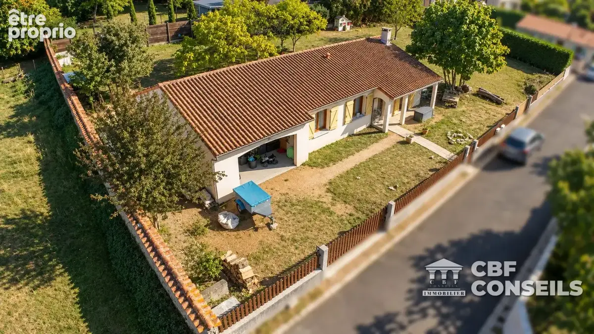 Maison 5 pièces 100 m² à vendre à Lezoux (63190) - photo 1