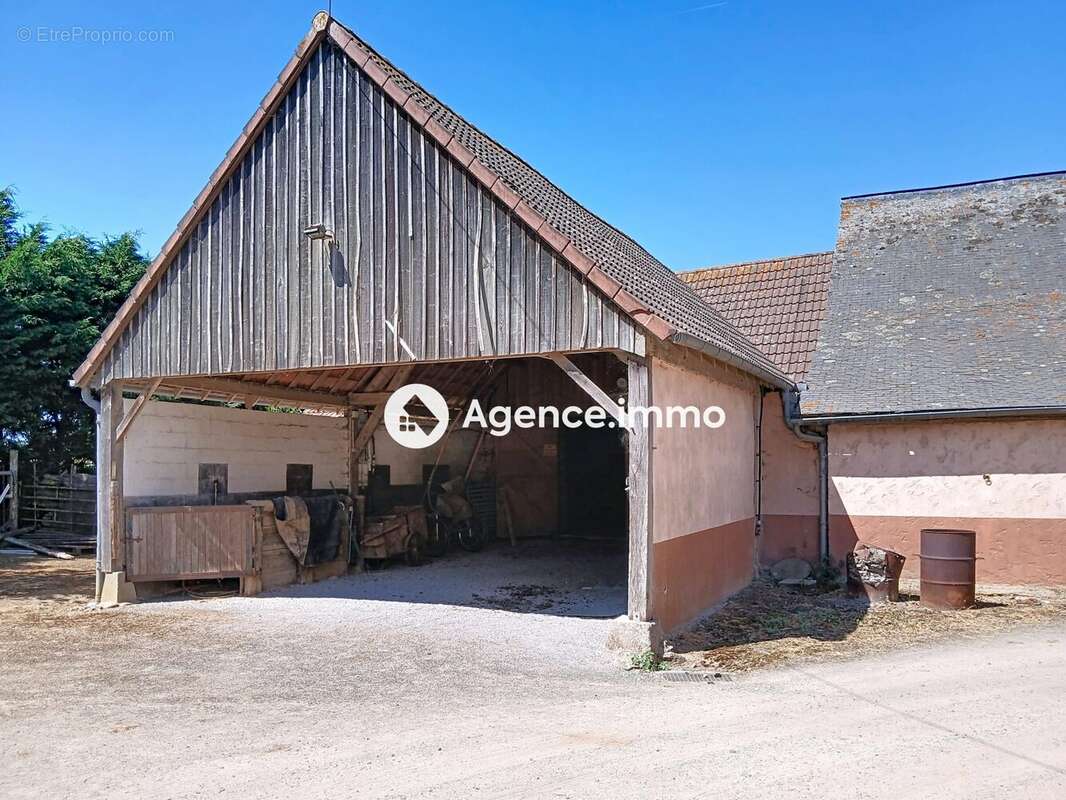 Maison 77 m² à Avoise  - photo 9