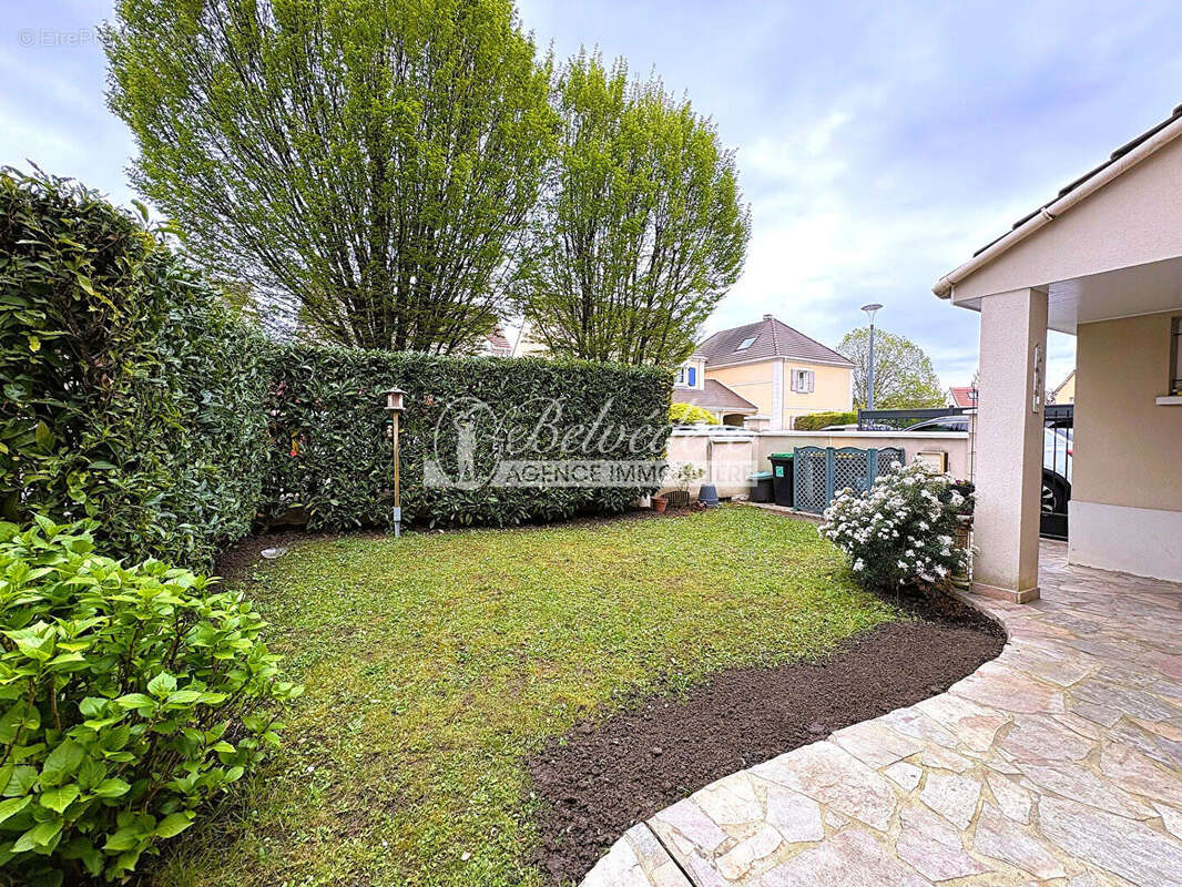 Maison à LE PLESSIS-BOUCHARD