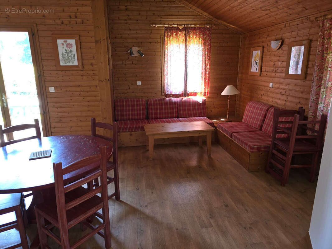 Photo 3 - Maison à UXELLES