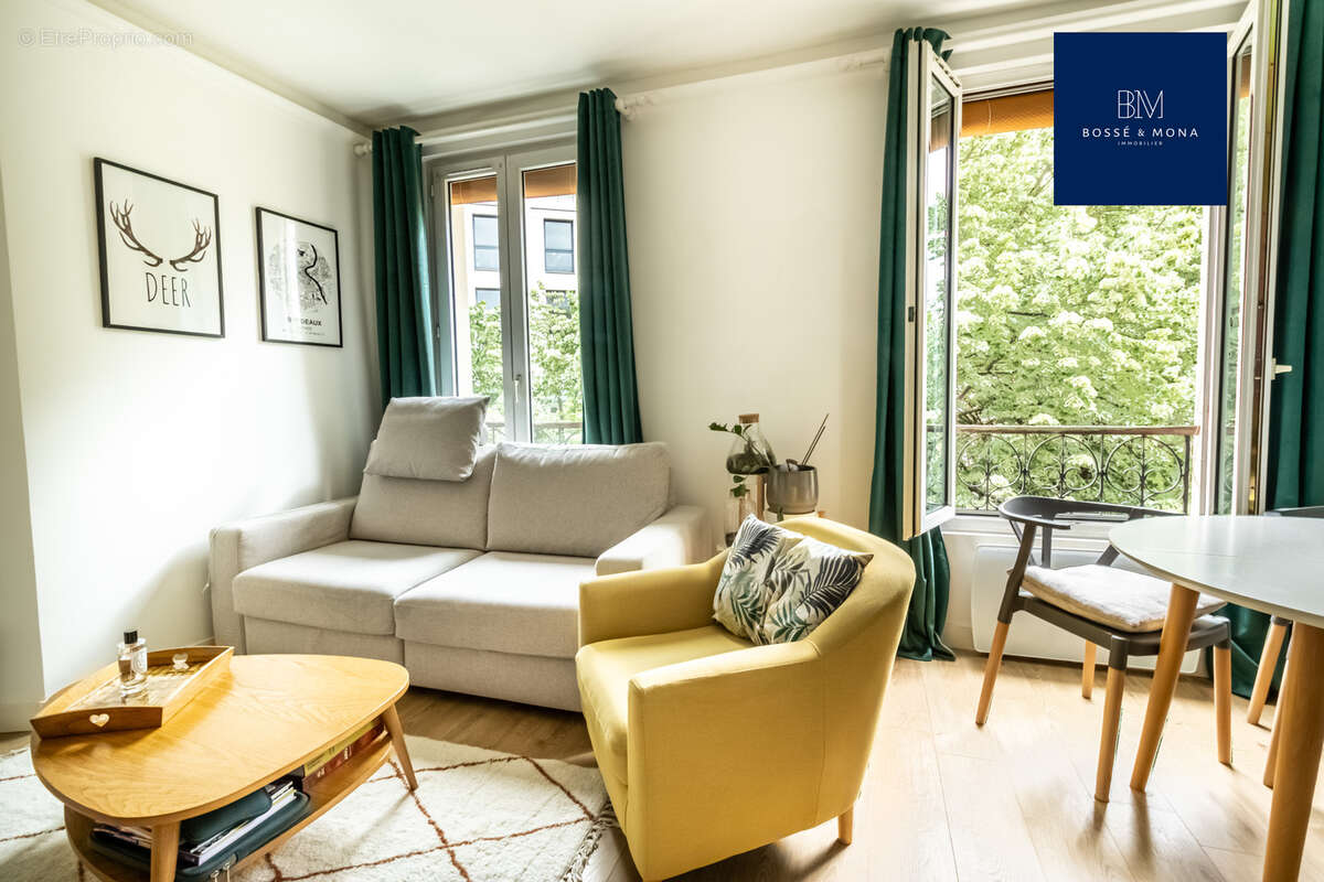 Appartement à PARIS-18E