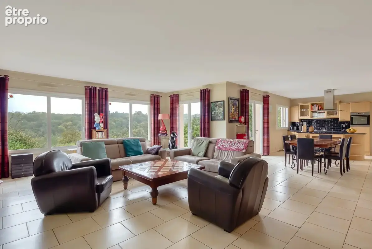 Maison 7 pièces 218 m² à vendre à Equemauville (14600) - photo 3
