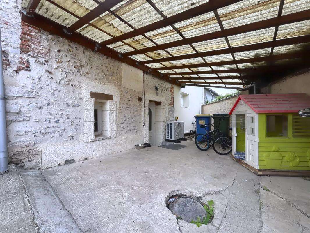 Maison à SAINT-LAURENT-DES-BOIS