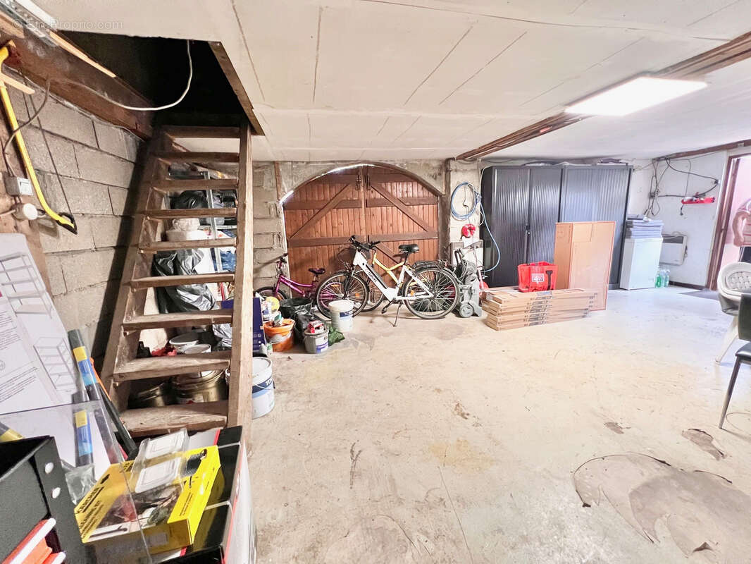 Maison à FRANQUEVILLE-SAINT-PIERRE