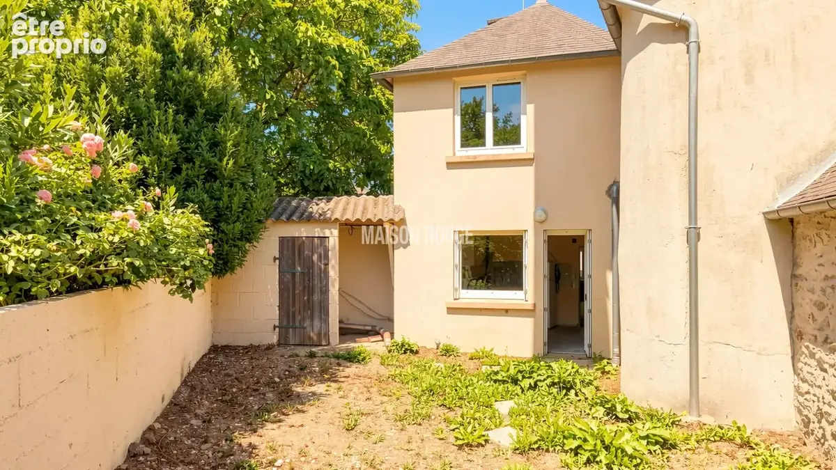 Maison à SAINT-CLET