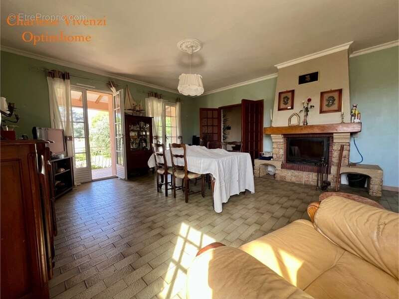 Maison à LIGNAN-SUR-ORB