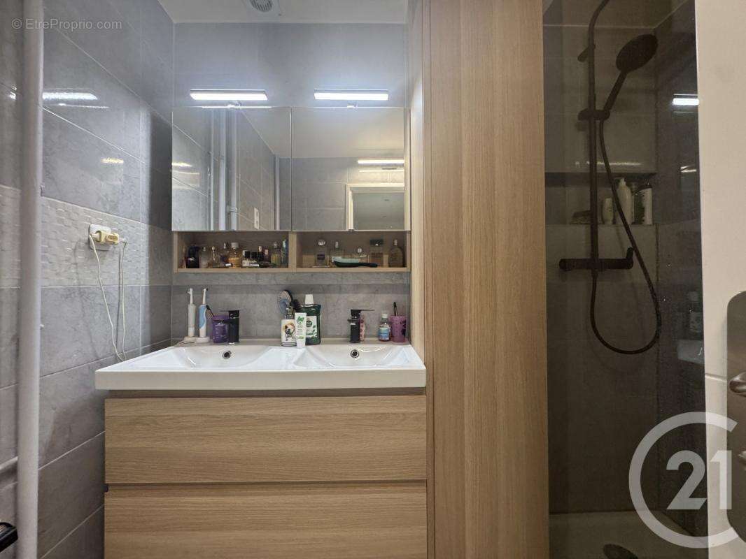 Appartement à FONTENAY-SOUS-BOIS