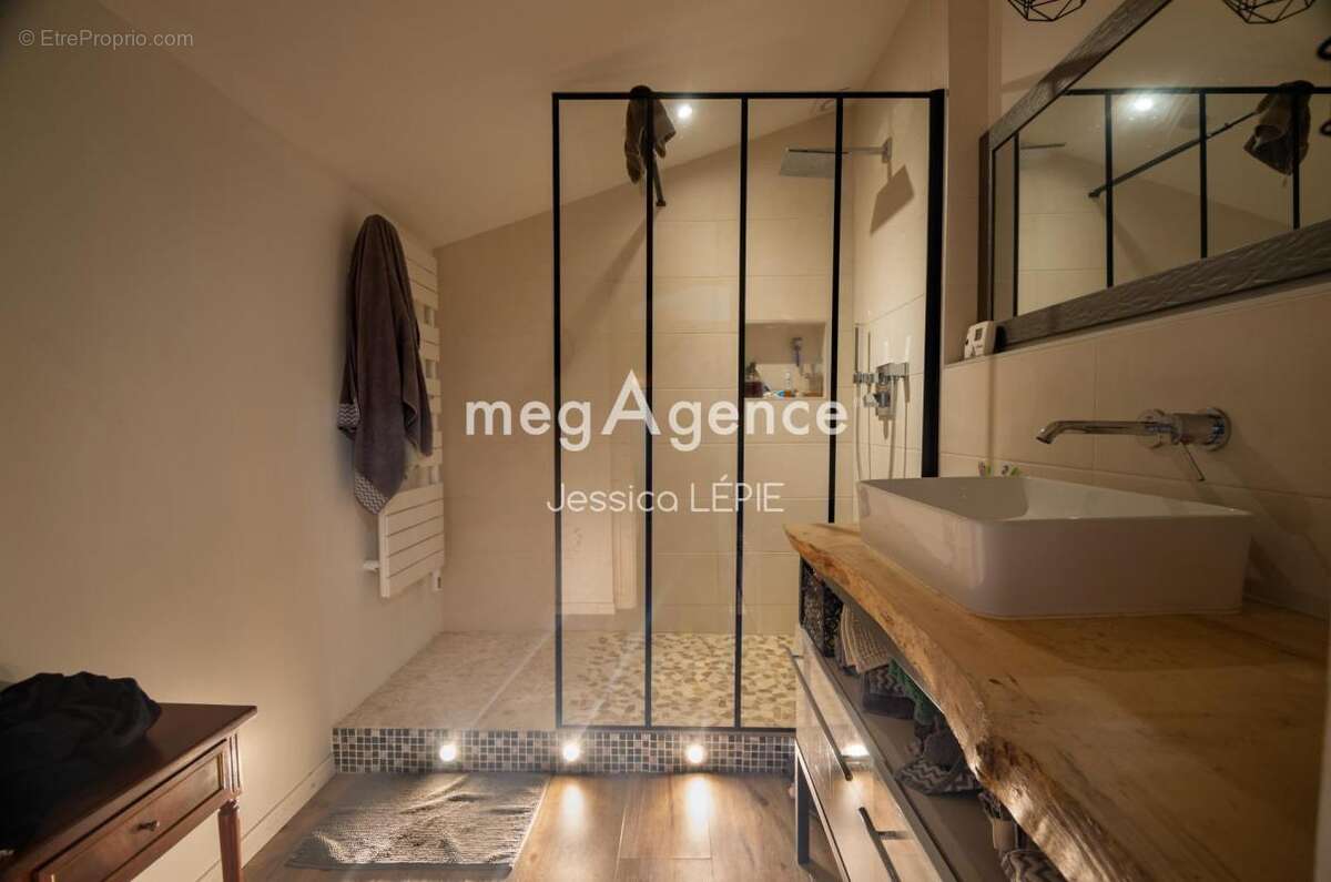 Maison à LA ROCHENARD